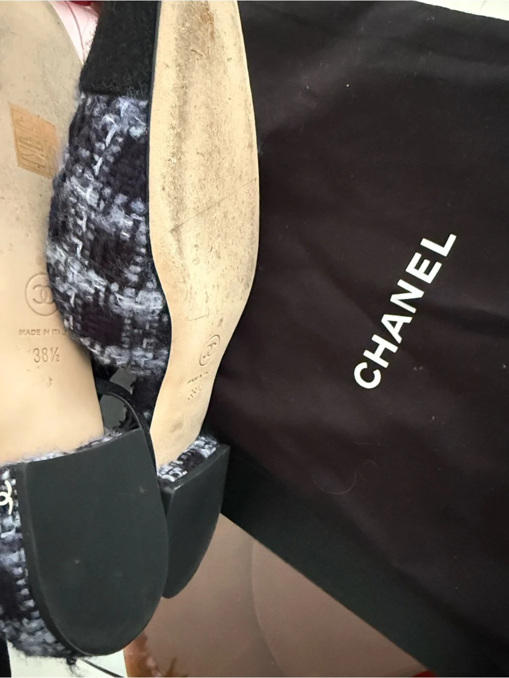 CHANEL Black Tweed Slingback Flats - Elegant Women's Shoes 38.5